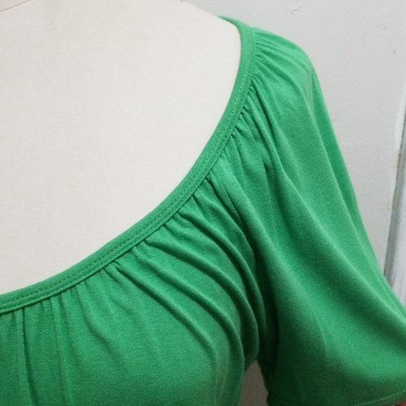 Flowy top ๐ - Picture 6 of 7